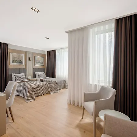 Porto & Hotel 5*